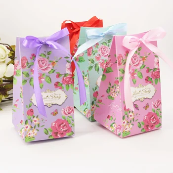 25 adet / grup Renkli Romantik Gül Çiçek Aşk Kalmak Düğün Şeker Kutusu Güzel Parti Dekorasyon Çiçek Şeker Hediye Asma Kutusu