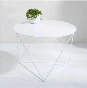Tasarımcı minimalist ferforje sehpa İskandinav küçük daire oturma odası yaratıcı yuvarlak sehpa modern minimalist